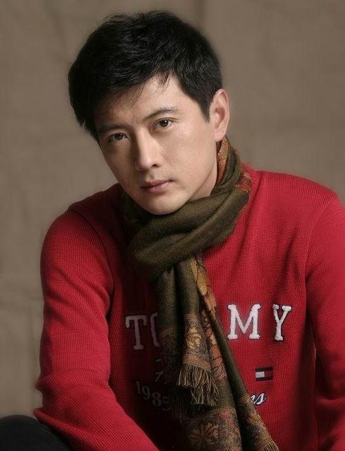 演员王同辉,光影交织下的演艺人生