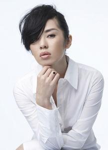 和余男比较像的女演员,美貌与演技并存的璀璨星河